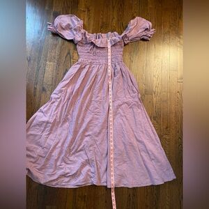 Off-Shoulder square neck midi dress lavender lightweight cottagecore feminine M?